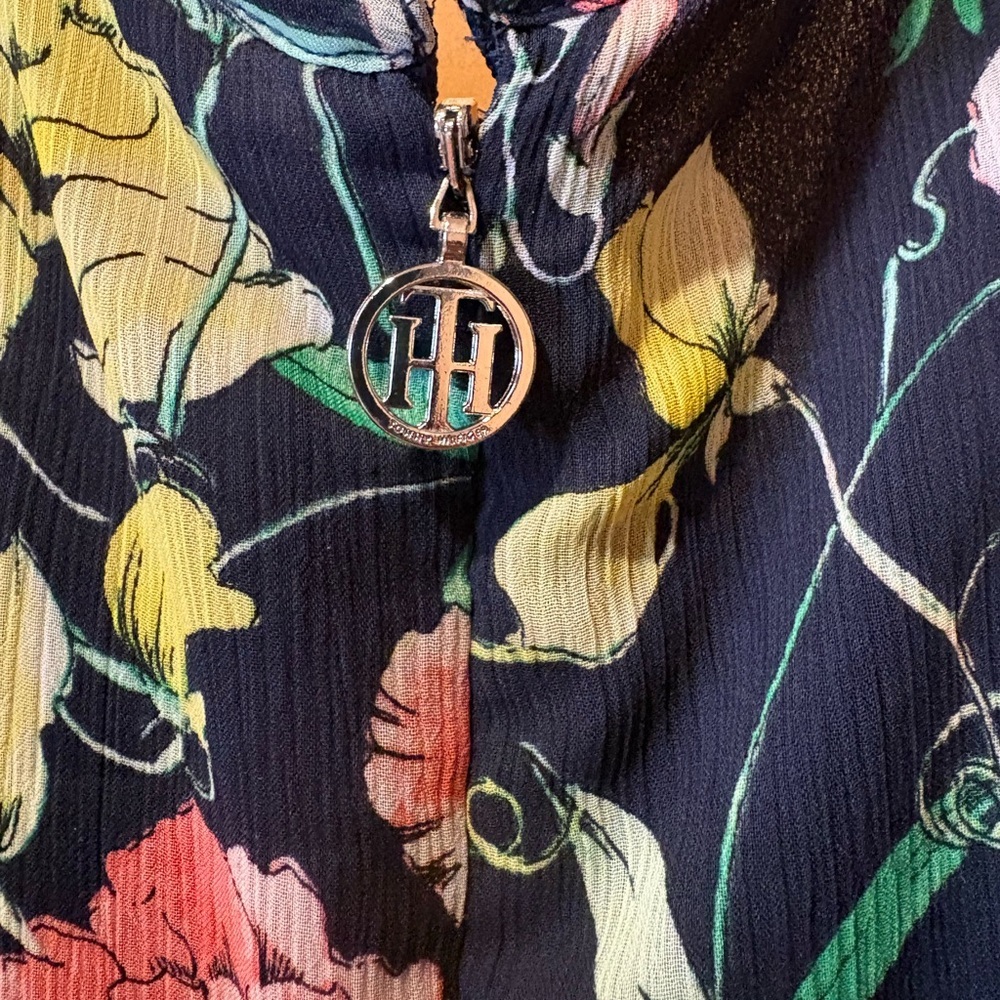 Tommy Hilfiger Printed Ruffled Wide Leg Jumpsuit women’s size 8 - Picture 6 of 16